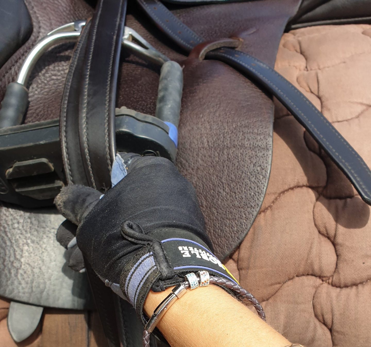 British Eventing Hiho Silver roller bead